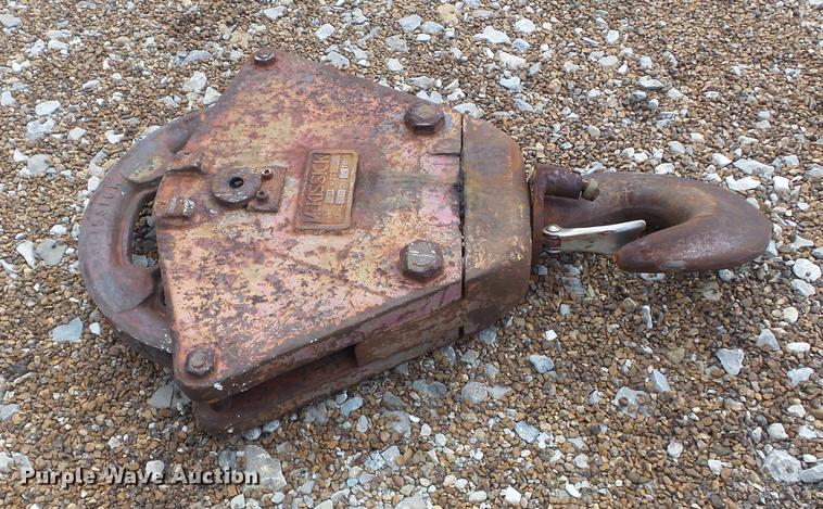 image for item CC9665 (2) pulley blocks