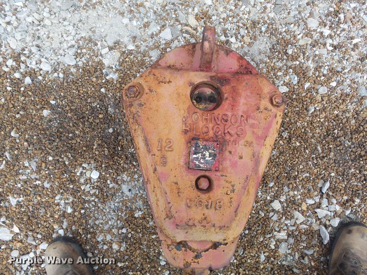 image for item CC9665 (2) pulley blocks