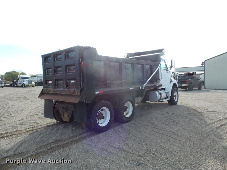 image for item DA0867 2005 Sterling A9500 dump truck