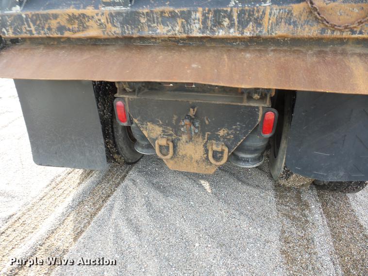 image for item DA0867 2005 Sterling A9500 dump truck