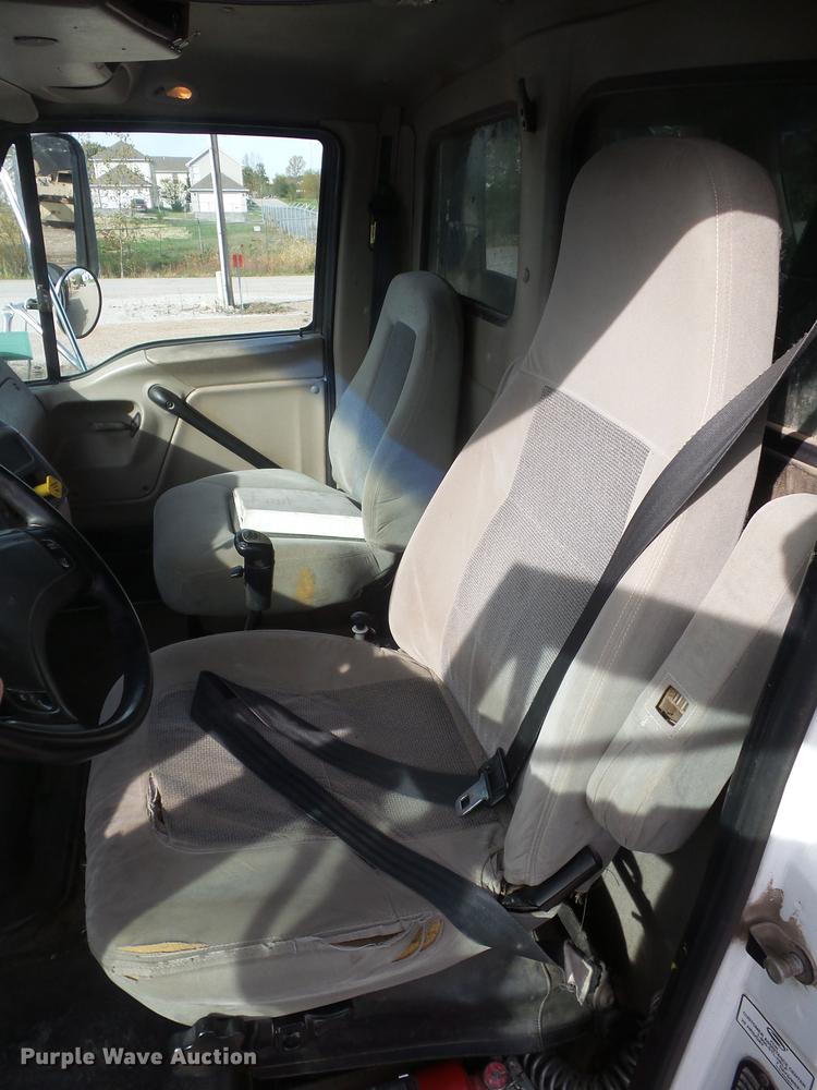 image for item DA0867 2005 Sterling A9500 dump truck