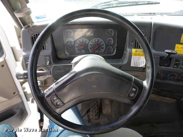 image for item DA0867 2005 Sterling A9500 dump truck