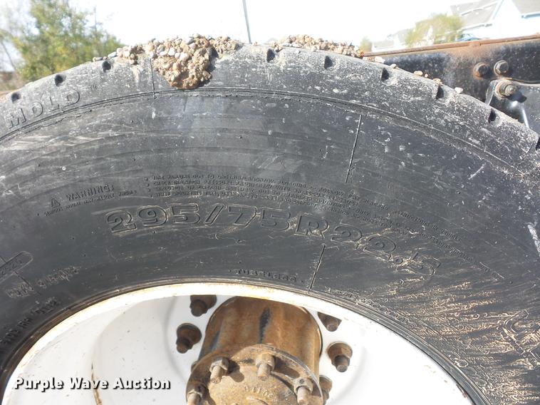 image for item DA0867 2005 Sterling A9500 dump truck