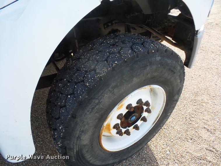 image for item DA0867 2005 Sterling A9500 dump truck