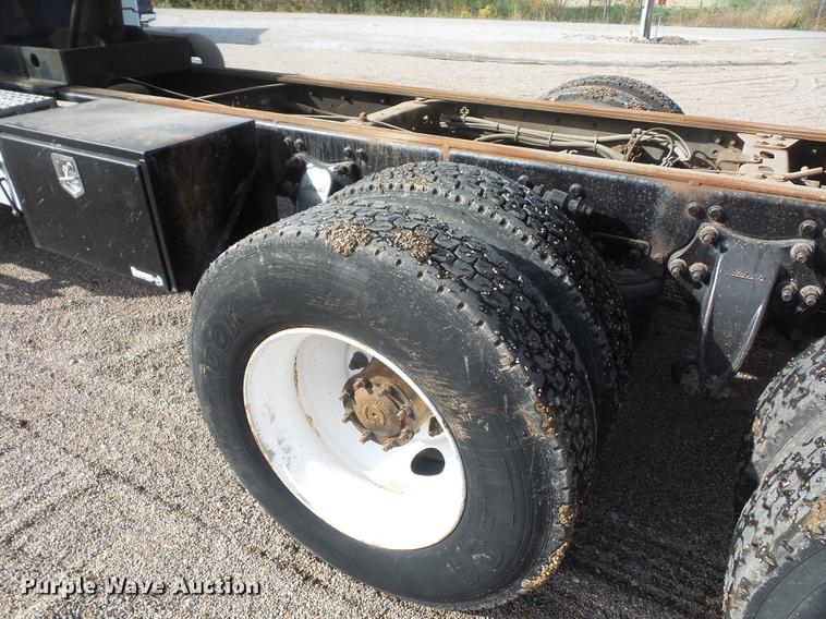 image for item DA0867 2005 Sterling A9500 dump truck