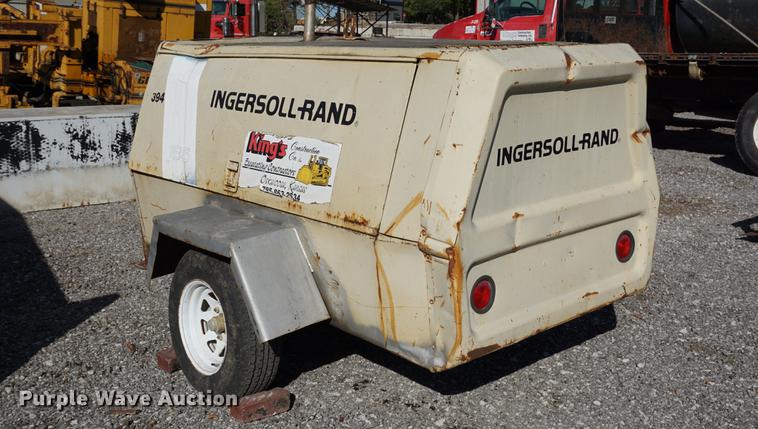image for item DA1250 1995 Ingersoll Rand 185 air compressor
