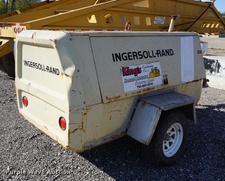 image for item DA1250 1995 Ingersoll Rand 185 air compressor