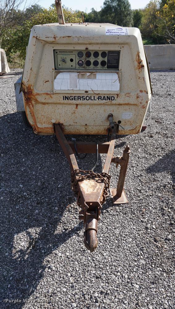 image for item DA1250 1995 Ingersoll Rand 185 air compressor