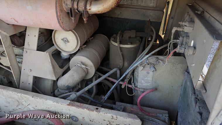 image for item DA1250 1995 Ingersoll Rand 185 air compressor