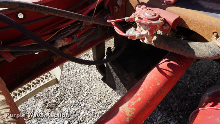 image for item DA1251 1990 Peterbilt 378 semi truck