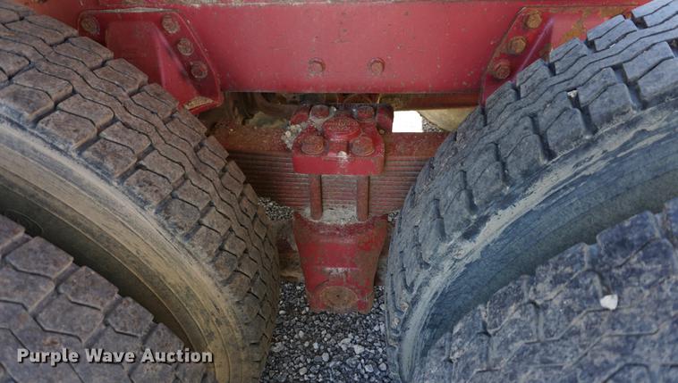 image for item DA1251 1990 Peterbilt 378 semi truck