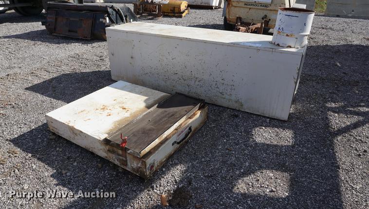 image for item DA1271 (2) toolboxes