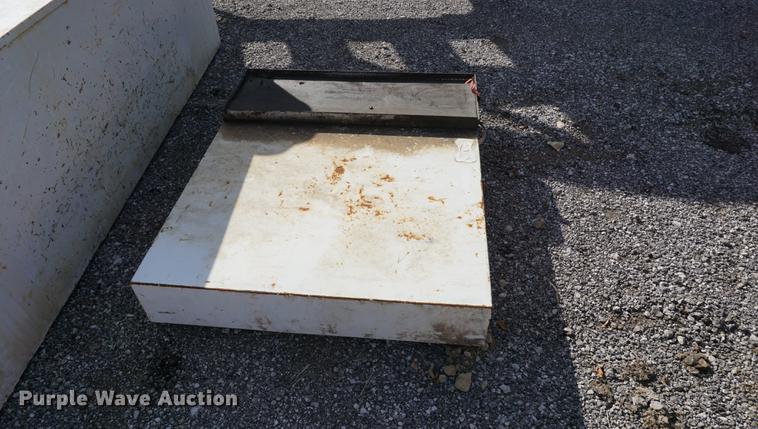 image for item DA1271 (2) toolboxes