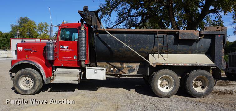 image for item DA1272 2003 Kenworth W900 dump truck
