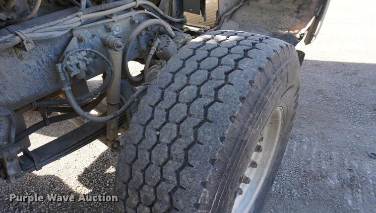 image for item DA1272 2003 Kenworth W900 dump truck