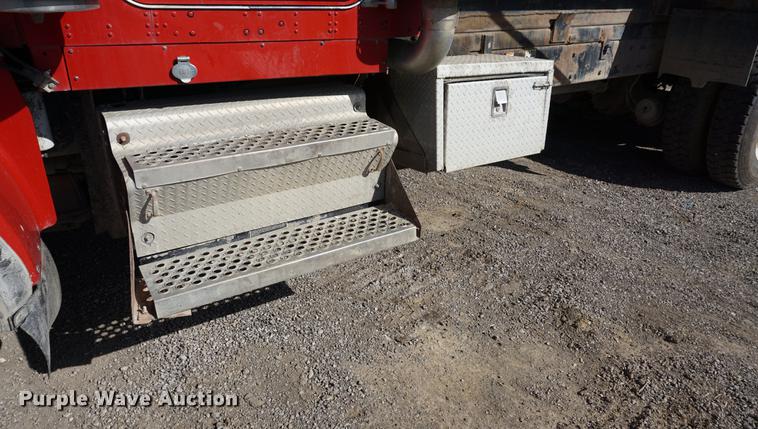 image for item DA1272 2003 Kenworth W900 dump truck