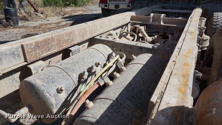 image for item DA1272 2003 Kenworth W900 dump truck