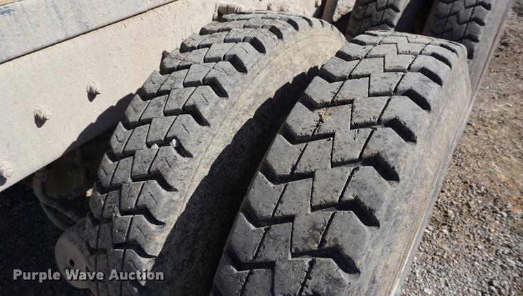 image for item DA1272 2003 Kenworth W900 dump truck