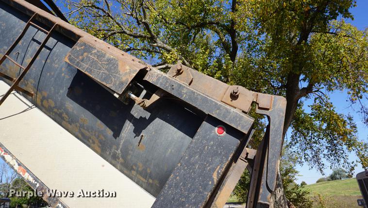 image for item DA1272 2003 Kenworth W900 dump truck