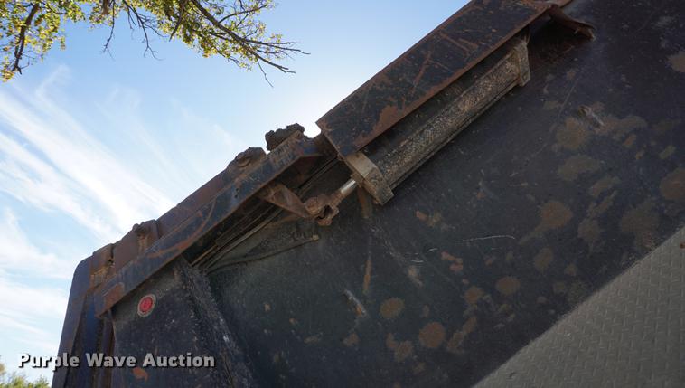 image for item DA1272 2003 Kenworth W900 dump truck