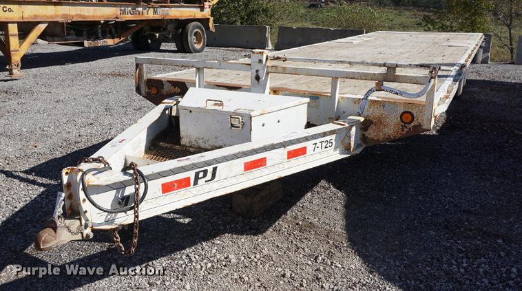 image for item DA1273 2010 PJ tilt deck equipment trailer