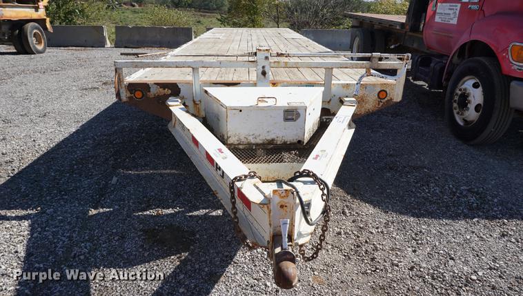 image for item DA1273 2010 PJ tilt deck equipment trailer
