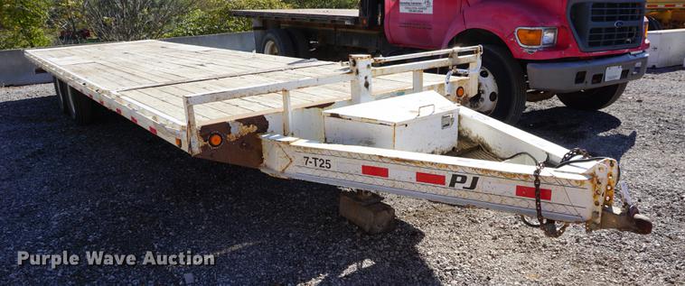 image for item DA1273 2010 PJ tilt deck equipment trailer