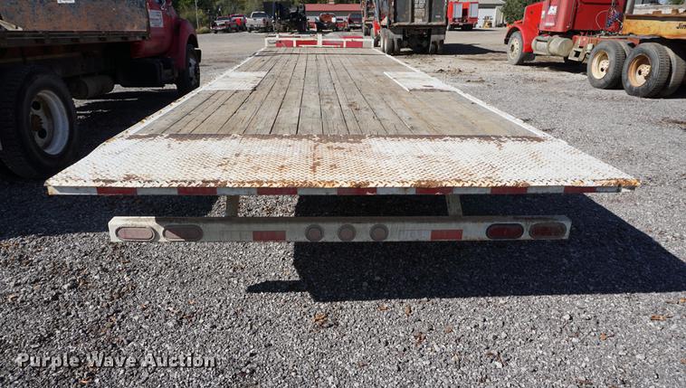 image for item DA1273 2010 PJ tilt deck equipment trailer