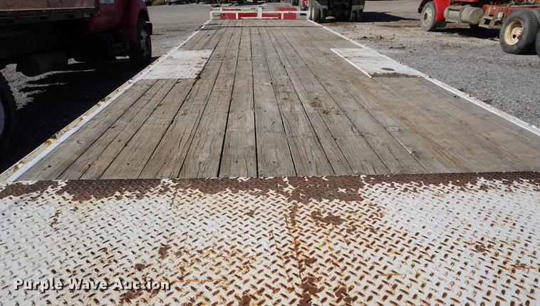 image for item DA1273 2010 PJ tilt deck equipment trailer