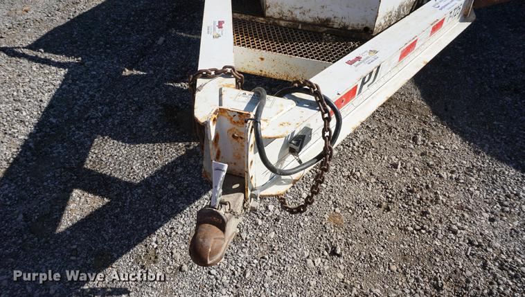image for item DA1273 2010 PJ tilt deck equipment trailer