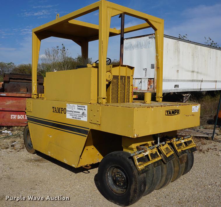 image for item DA1274 Tampo SP312 pneumatic roller