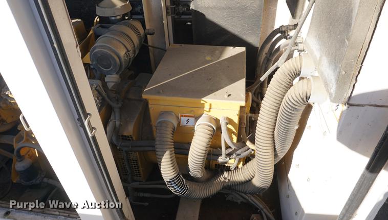 image for item DA1275 2001 Caterpillar XQ30 generator