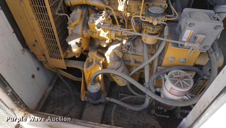 image for item DA1275 2001 Caterpillar XQ30 generator