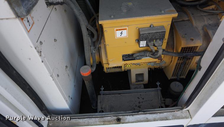 image for item DA1275 2001 Caterpillar XQ30 generator