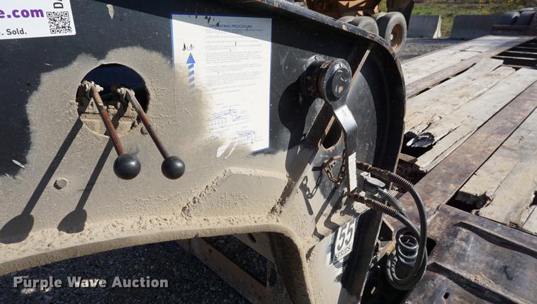 image for item DA1290 2001 Fontaine TH55-FLD lowboy equipment trailer