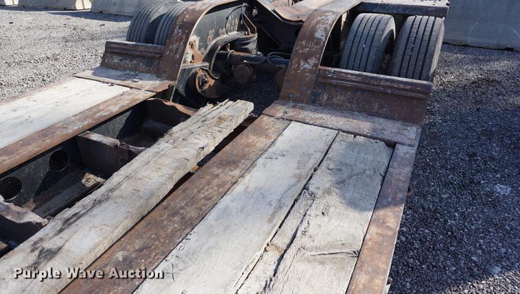 image for item DA1290 2001 Fontaine TH55-FLD lowboy equipment trailer