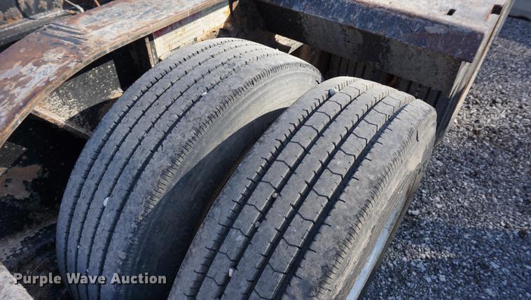 image for item DA1290 2001 Fontaine TH55-FLD lowboy equipment trailer