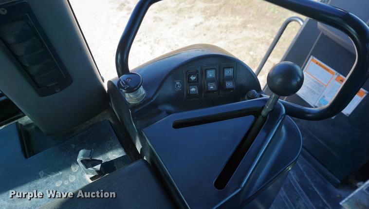 image for item DA1320 2004 Caterpillar 953C track loader