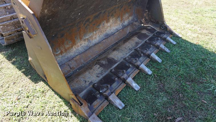 image for item DA1320 2004 Caterpillar 953C track loader