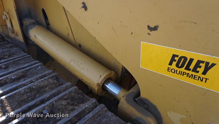 image for item DA1320 2004 Caterpillar 953C track loader
