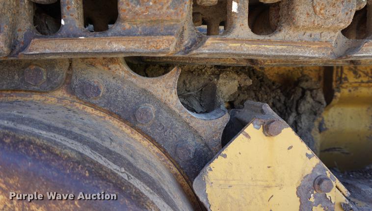 image for item DA1320 2004 Caterpillar 953C track loader