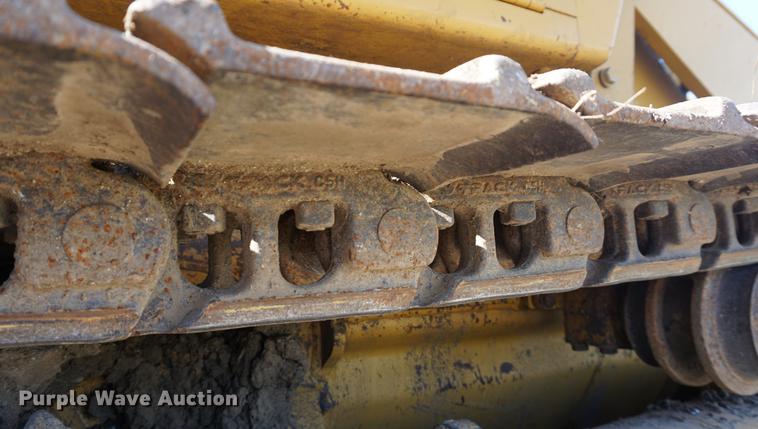 image for item DA1320 2004 Caterpillar 953C track loader