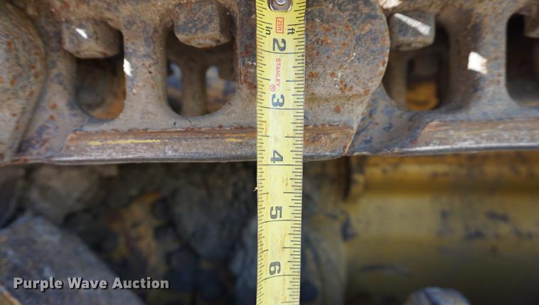 image for item DA1320 2004 Caterpillar 953C track loader