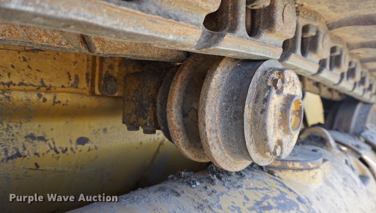 image for item DA1320 2004 Caterpillar 953C track loader