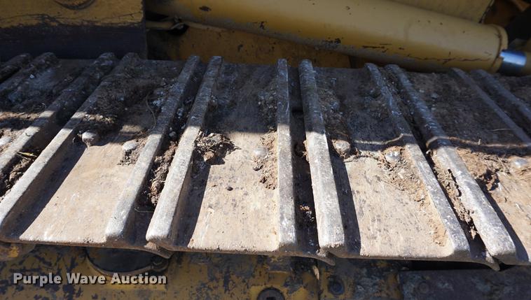 image for item DA1320 2004 Caterpillar 953C track loader