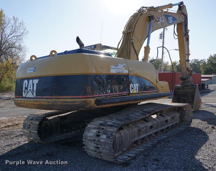 image for item DA1327 2005 Caterpillar 325CL excavator