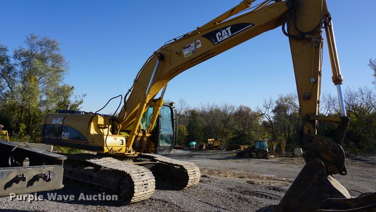 image for item DA1327 2005 Caterpillar 325CL excavator