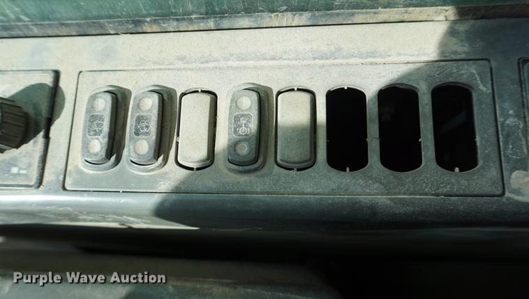 image for item DA1327 2005 Caterpillar 325CL excavator