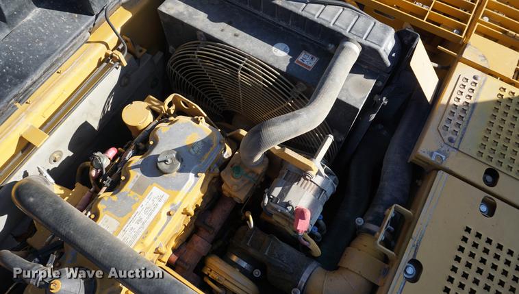 image for item DA1327 2005 Caterpillar 325CL excavator