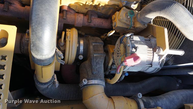 image for item DA1327 2005 Caterpillar 325CL excavator